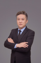 薄子健講師照片